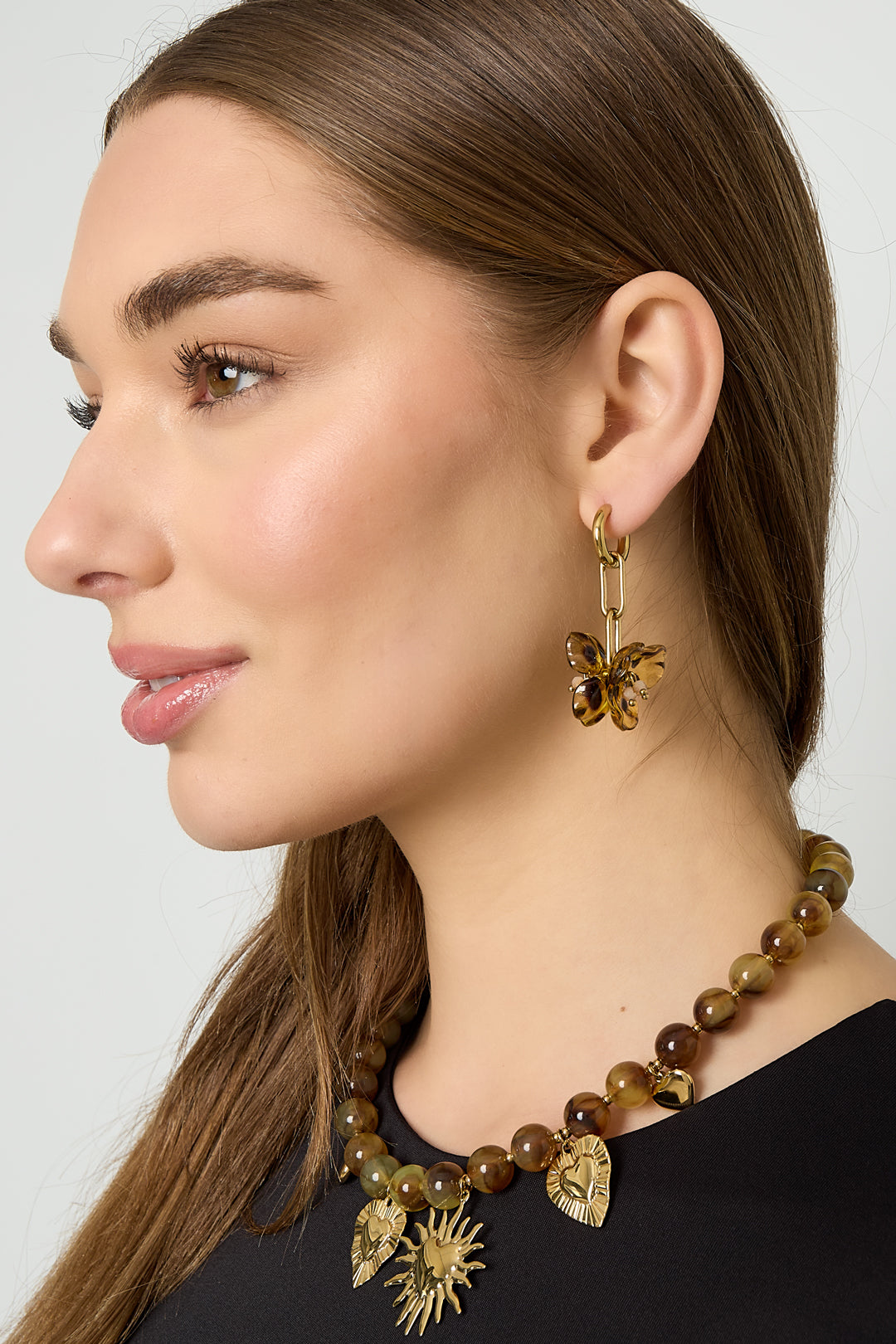 Blumenohrringe mit Perlen